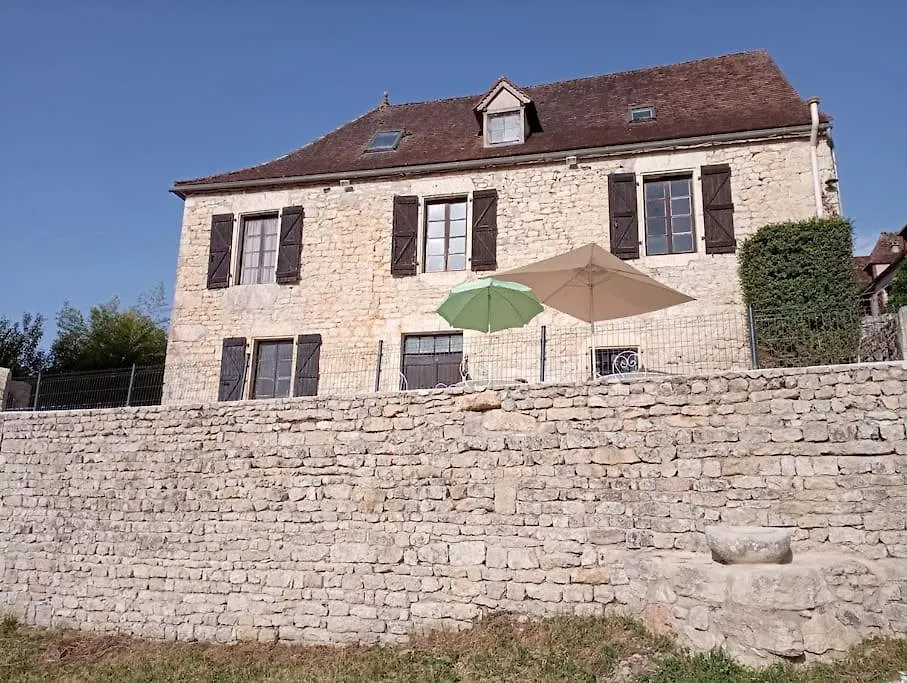 Maison En Pierre De Taille Au Coeur Du Quercy. Srniergues France