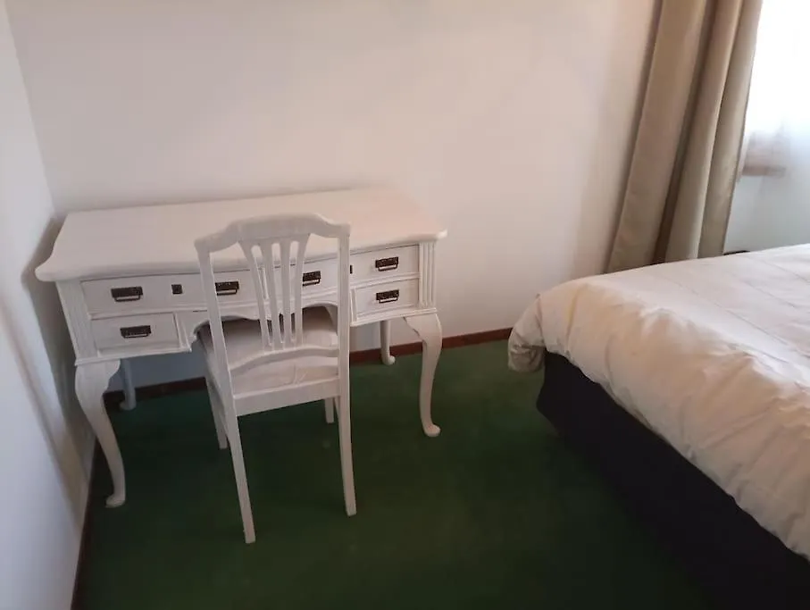 Holiday home Maison En Pierre De Taille Au Coeur Du Quercy. Srniergues
